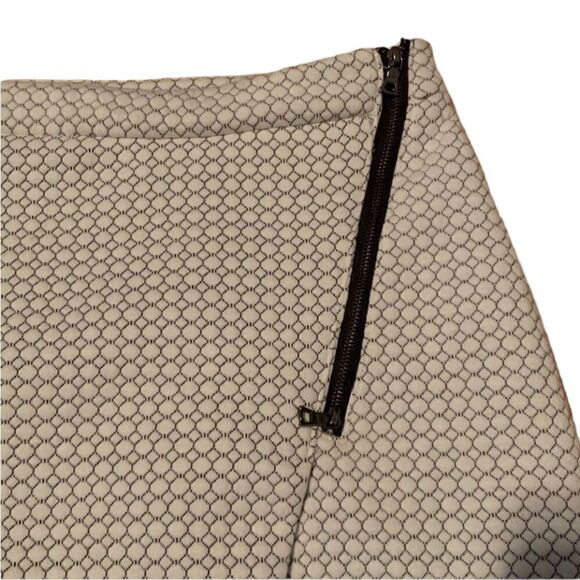 Alice hope circle patterned skirt. Size 4 - Picture 8 of 10